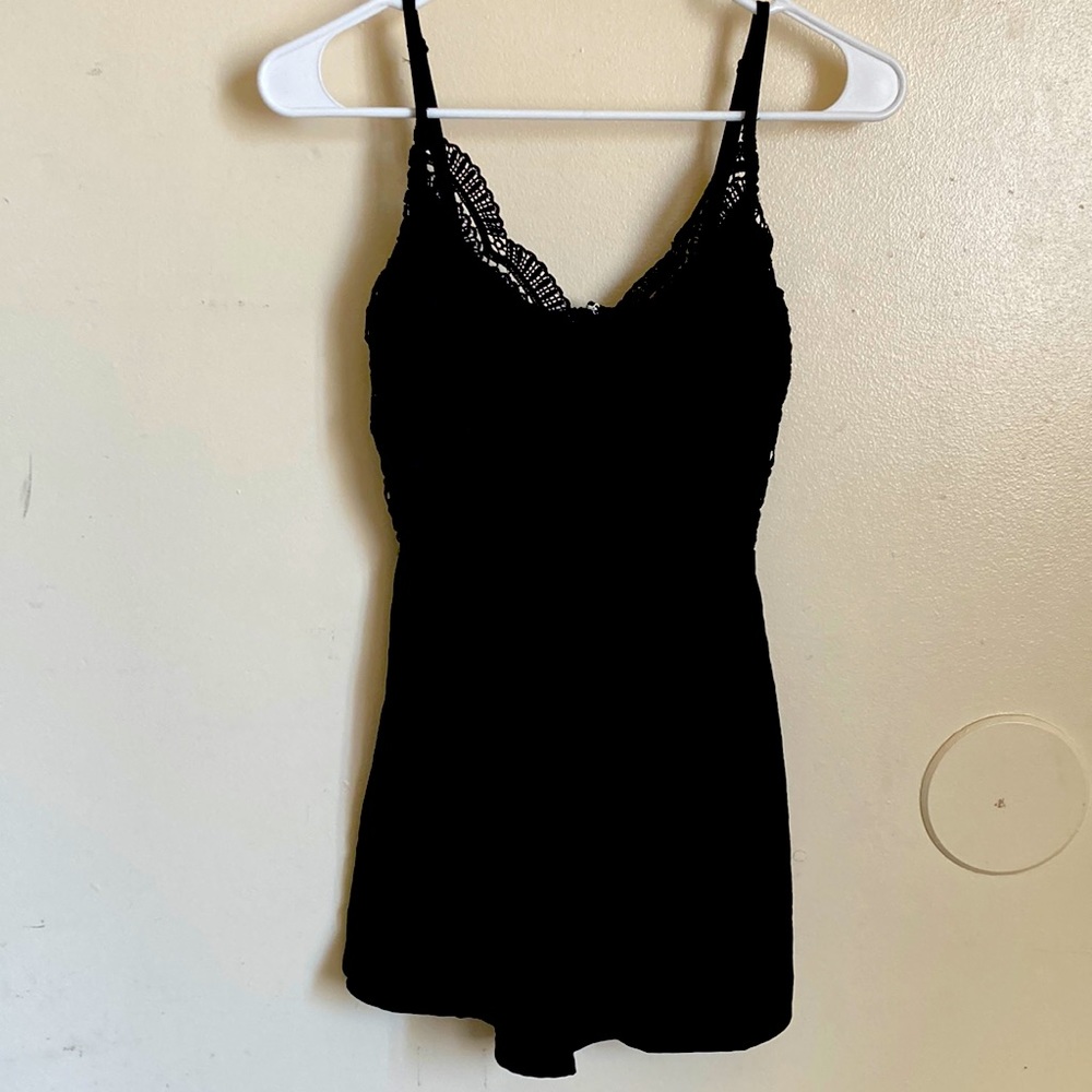 Fashion Nova black short jumper
